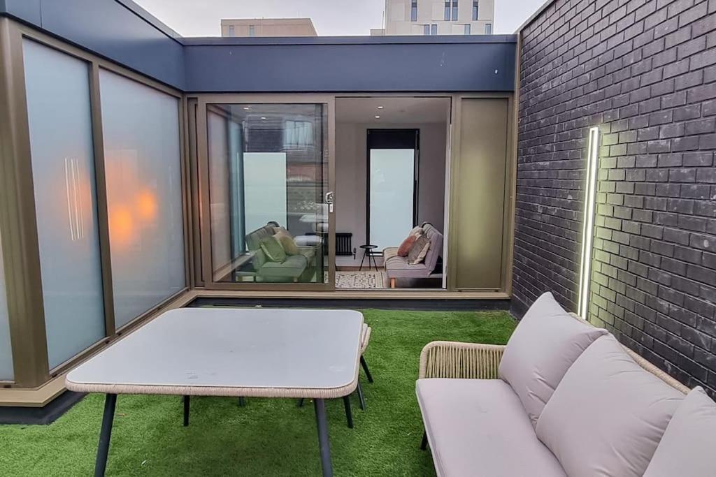 Stunning Luxury Townhouse In Centre Of Manchester Eksteriør billede