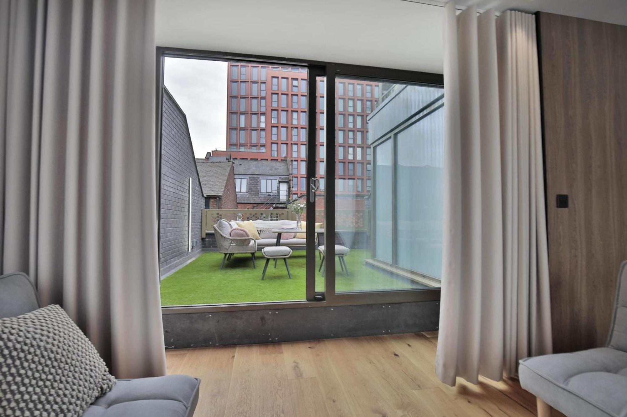 Stunning Luxury Townhouse In Centre Of Manchester Eksteriør billede
